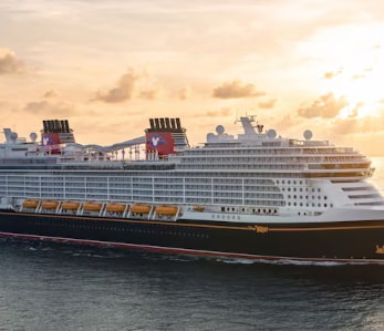 <em>Disney Cruise Line</em> : Save Up to 35% on Select Sailings