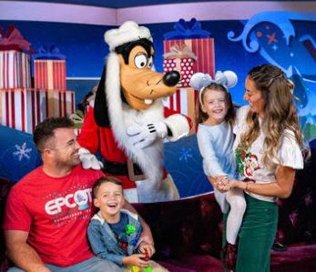 <i>Walt Disney World<sup>®</sup></i> Resort : Disney+ Perks Members: Save on Select Packages This Holiday Season