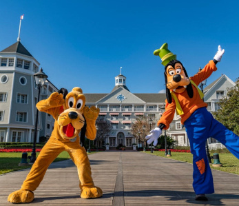 Vacation : 2027 Walt Disney World - Resort Hotel Package With Deluxe Table-Service Dining Plan